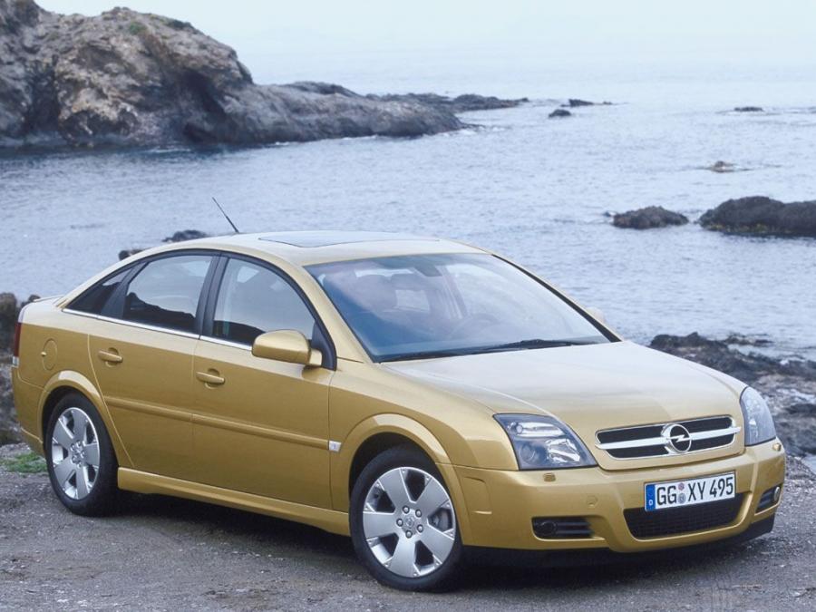  Opel Vectra GTS 2002 года  (фото 22 из 28)